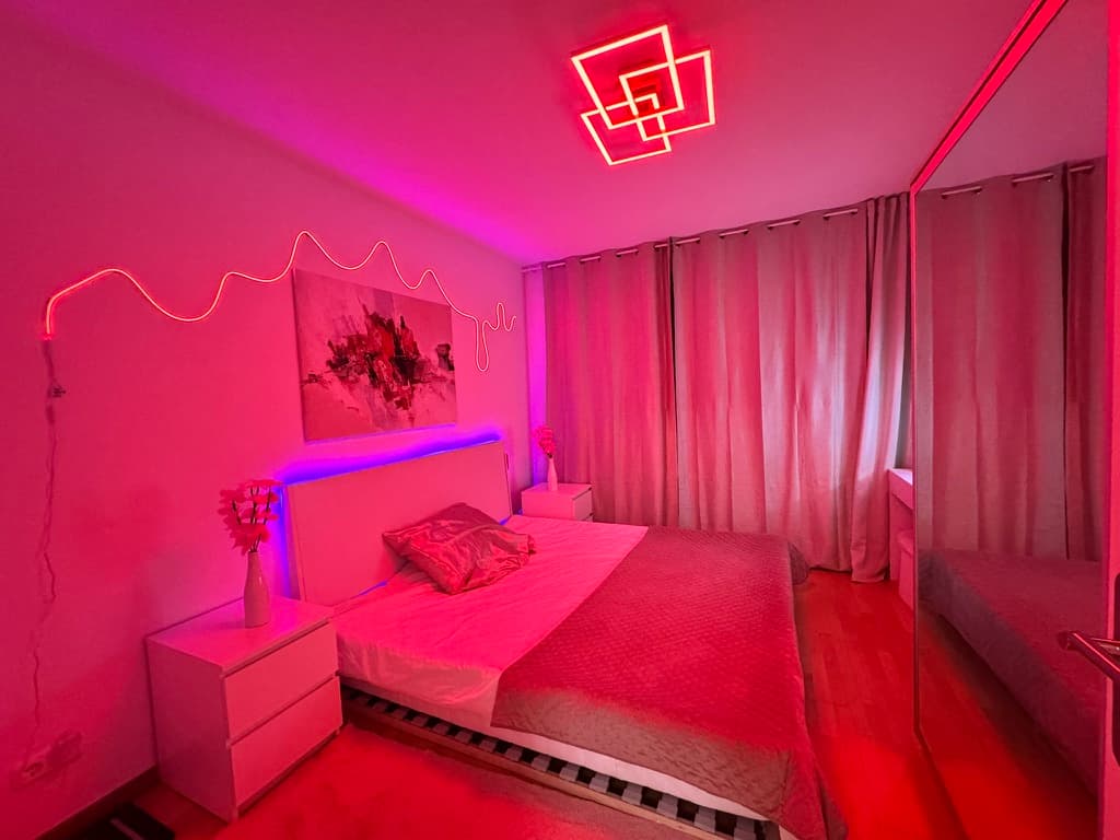 Cozy Modern Apartment with Full Amenities in Licht in Berlin - photo 2