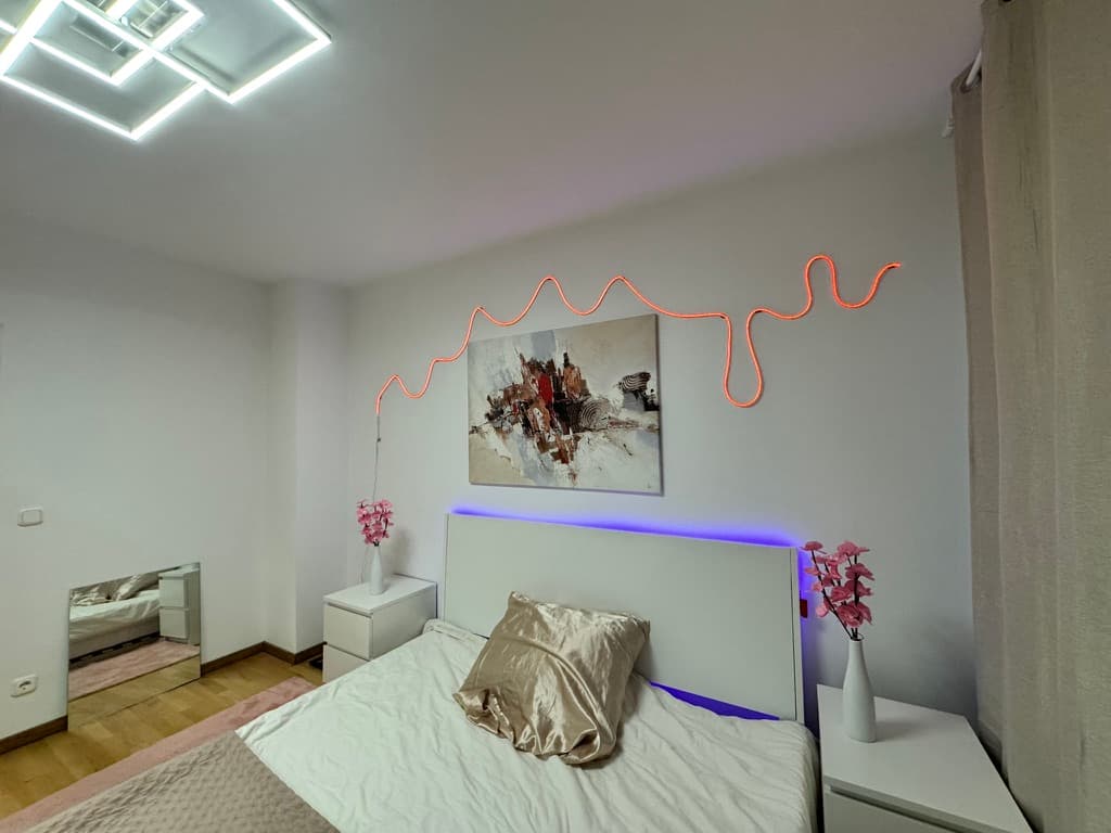 Cozy Modern Apartment with Full Amenities in Licht in Berlin - photo 6