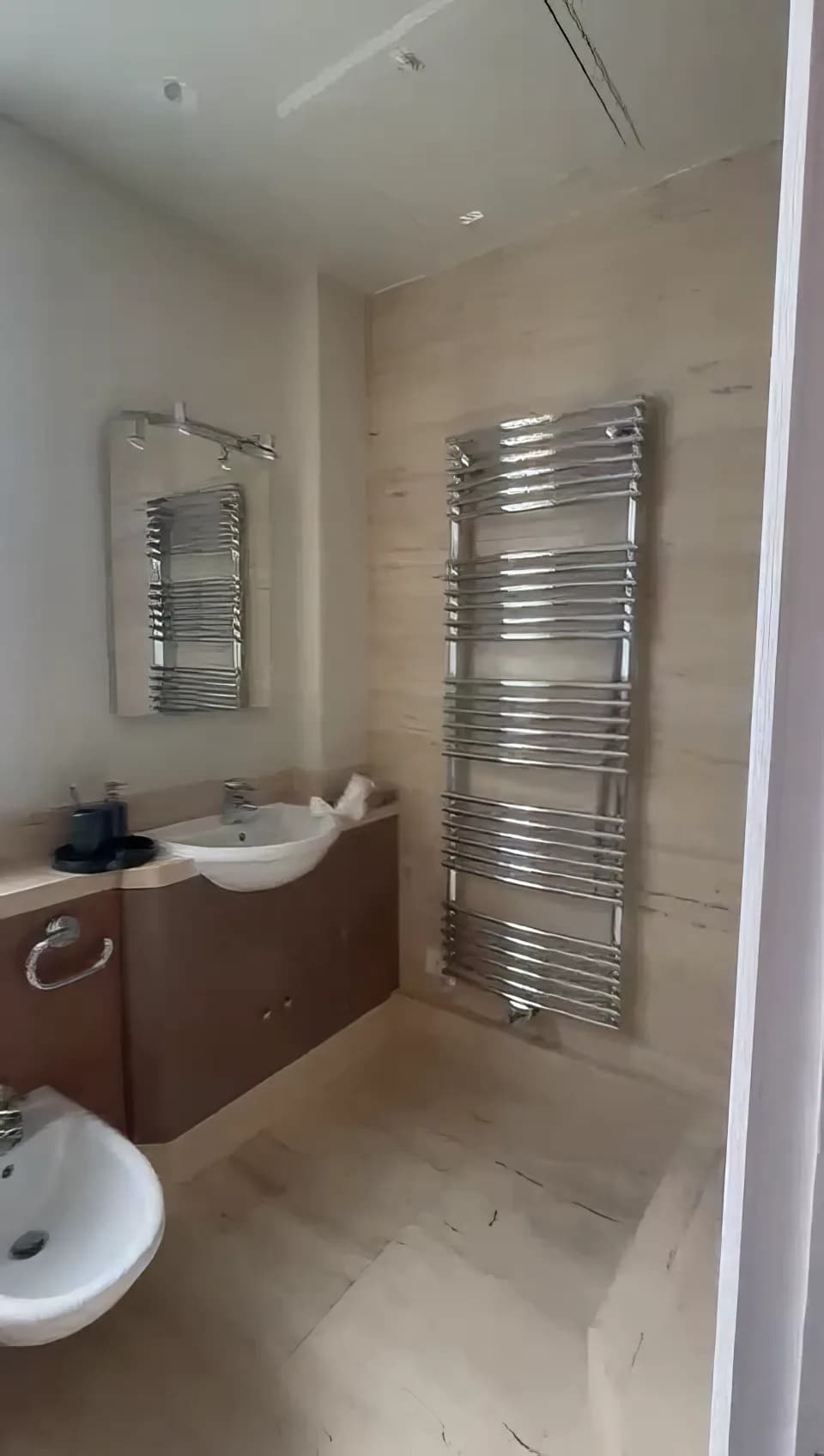 Cozy Modern Apartment with Full Amenities in Licht in Berlin - photo 22
