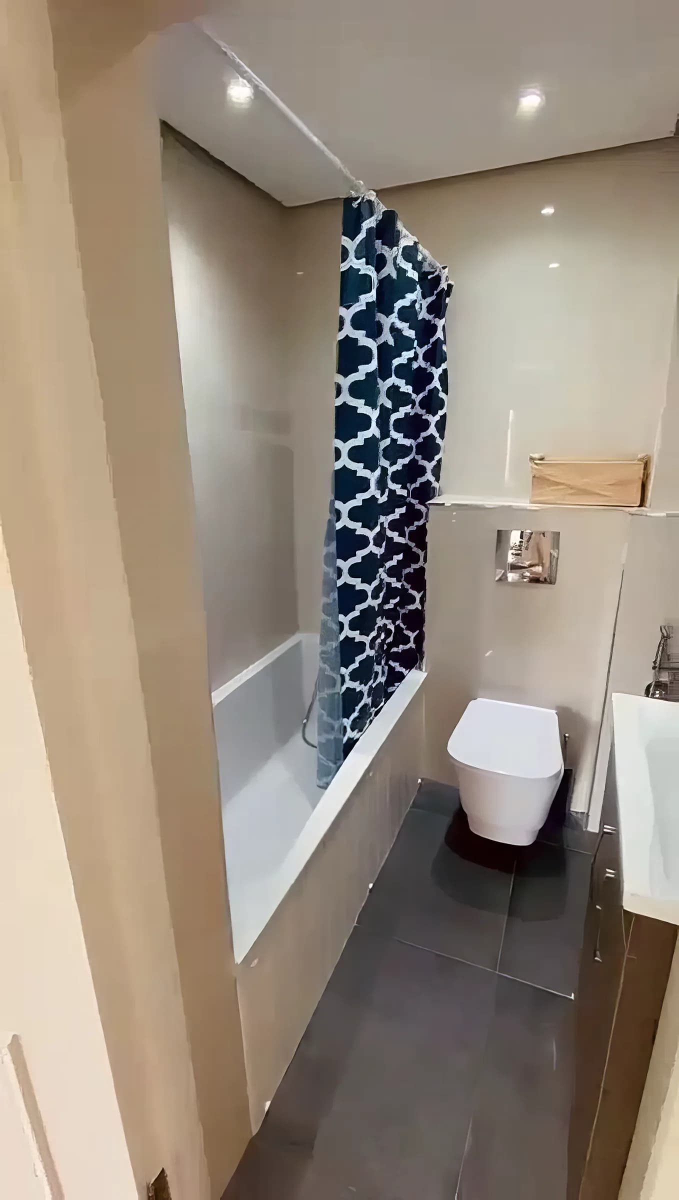 Cozy 1-Bedroom Apartment with Balcony in Berlin in Berlin - photo 19