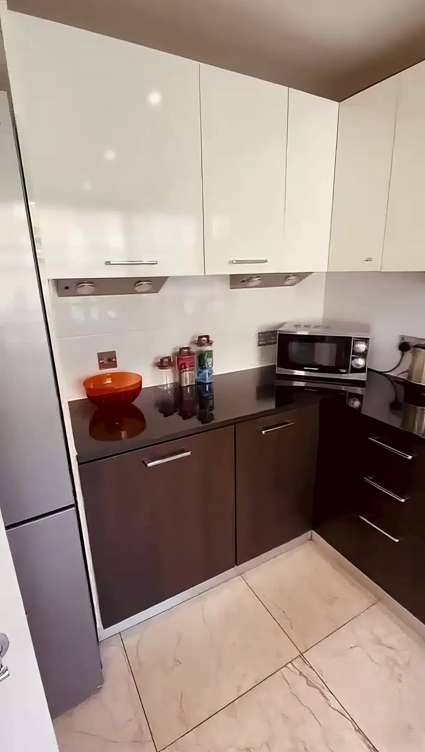 Cozy 1-Bedroom Apartment with Balcony in Berlin in Berlin - photo 4