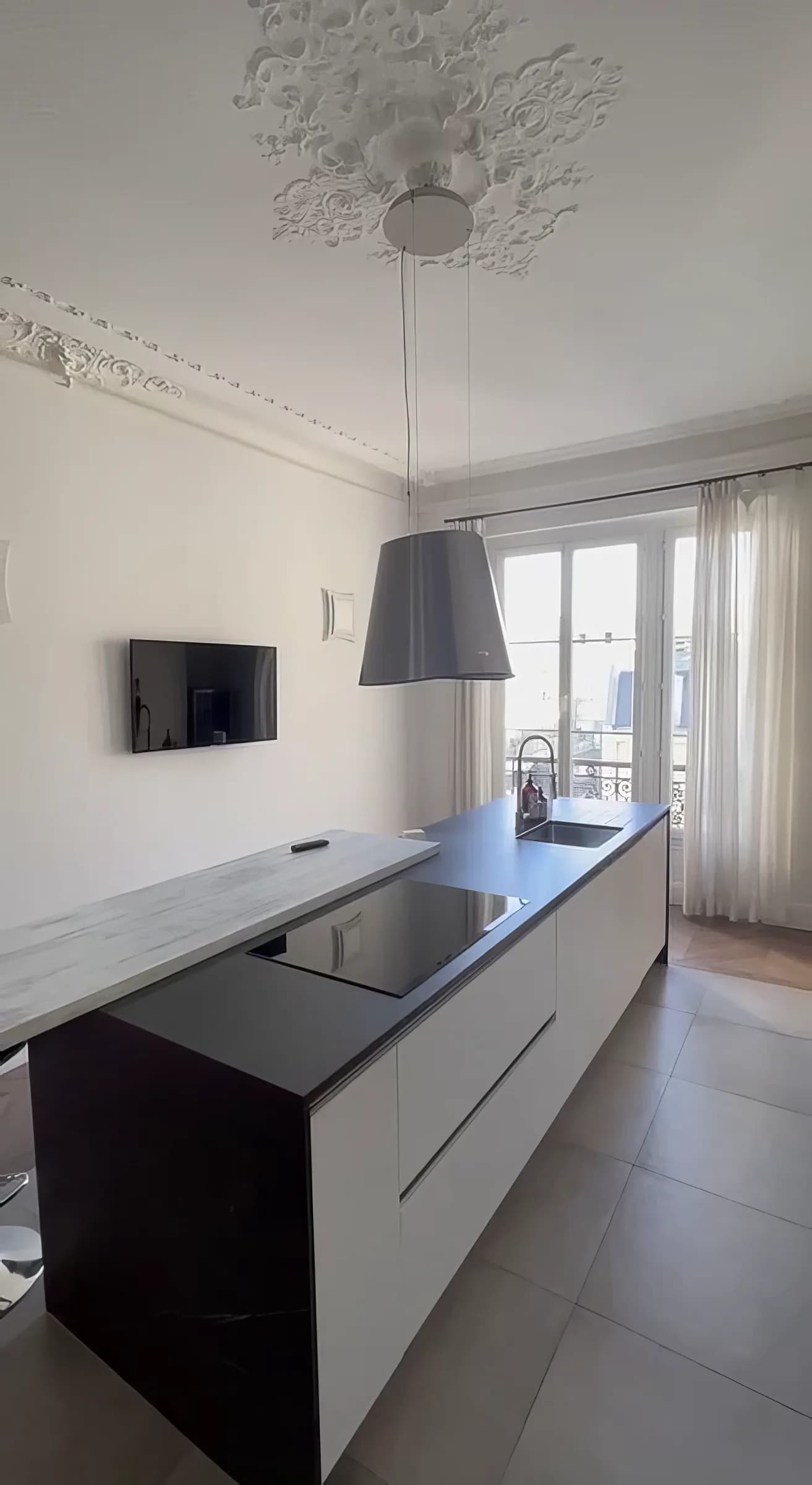 Rue Washington apartment for a Paris stay in Paris - photo 1