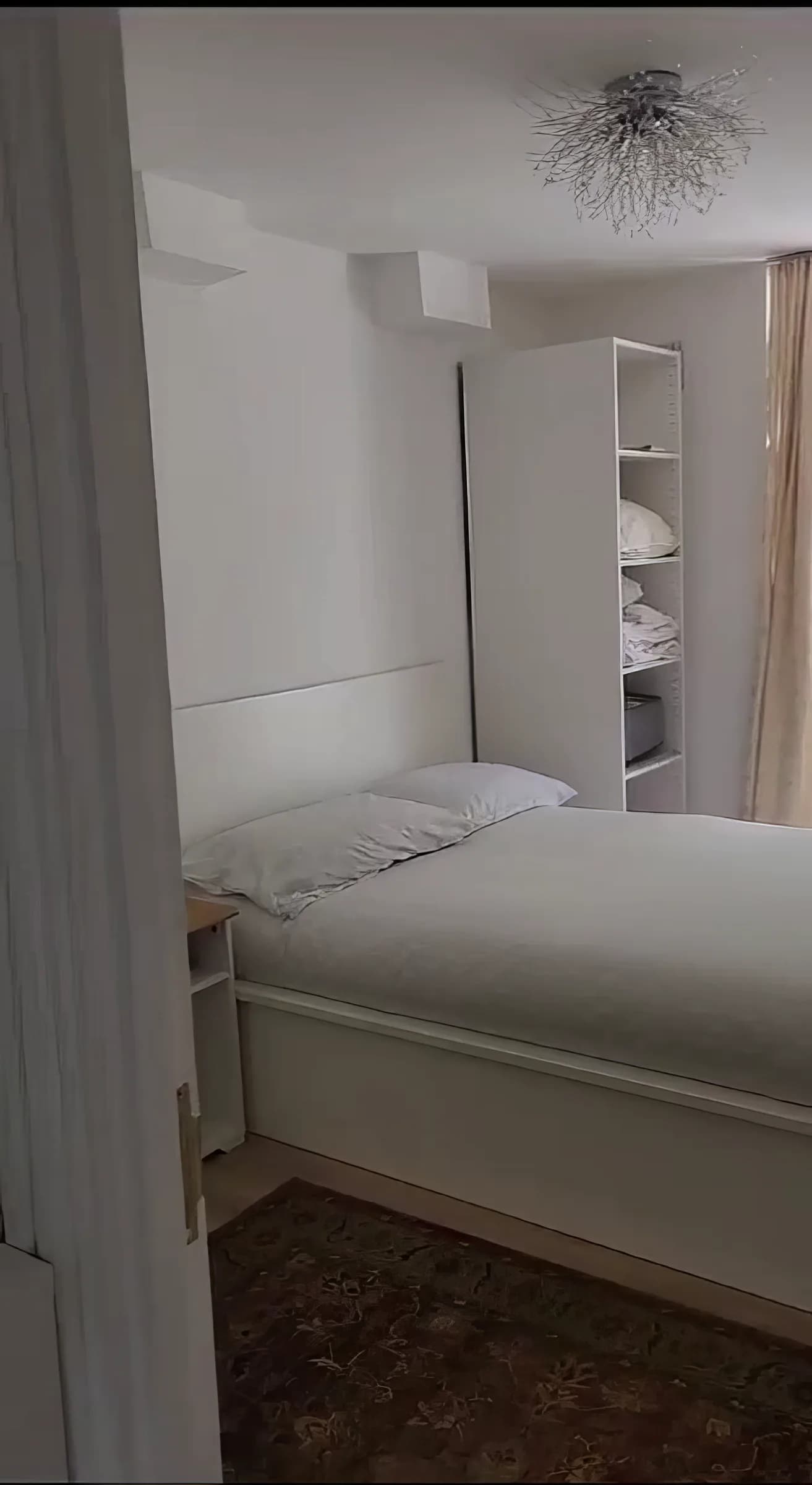 London entire apartment near Shepperton Rd in London - photo 8
