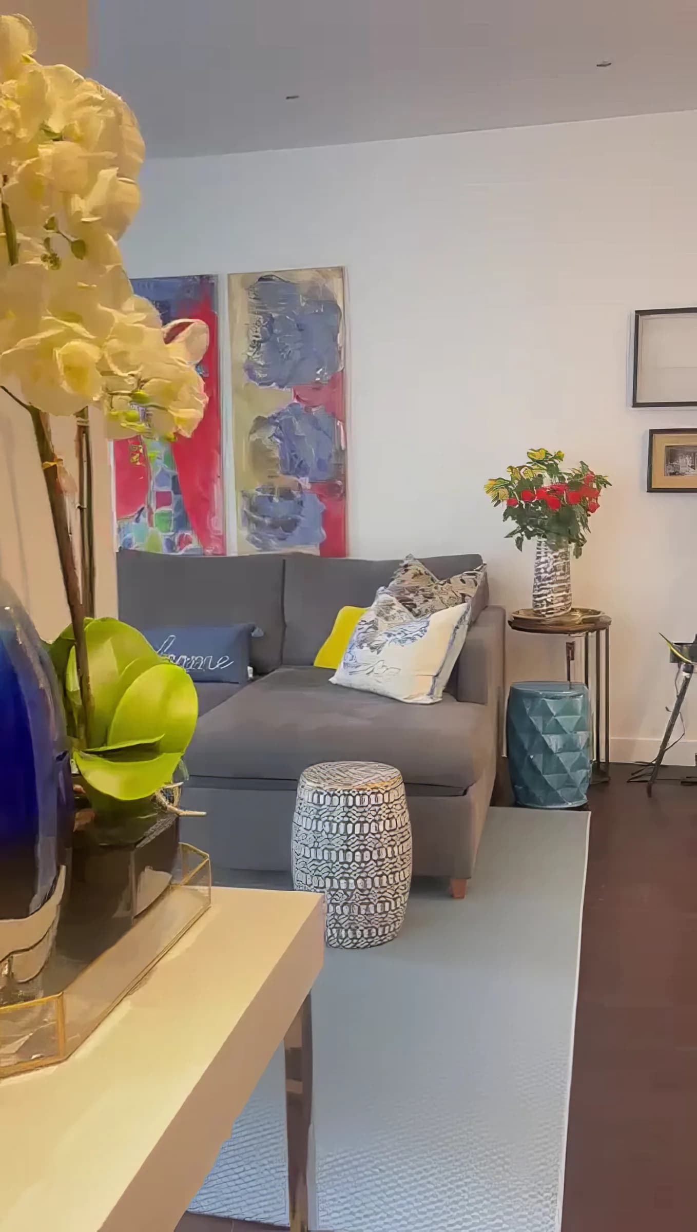 Calm city apartment near Charles Clowes Walk in London - photo 3