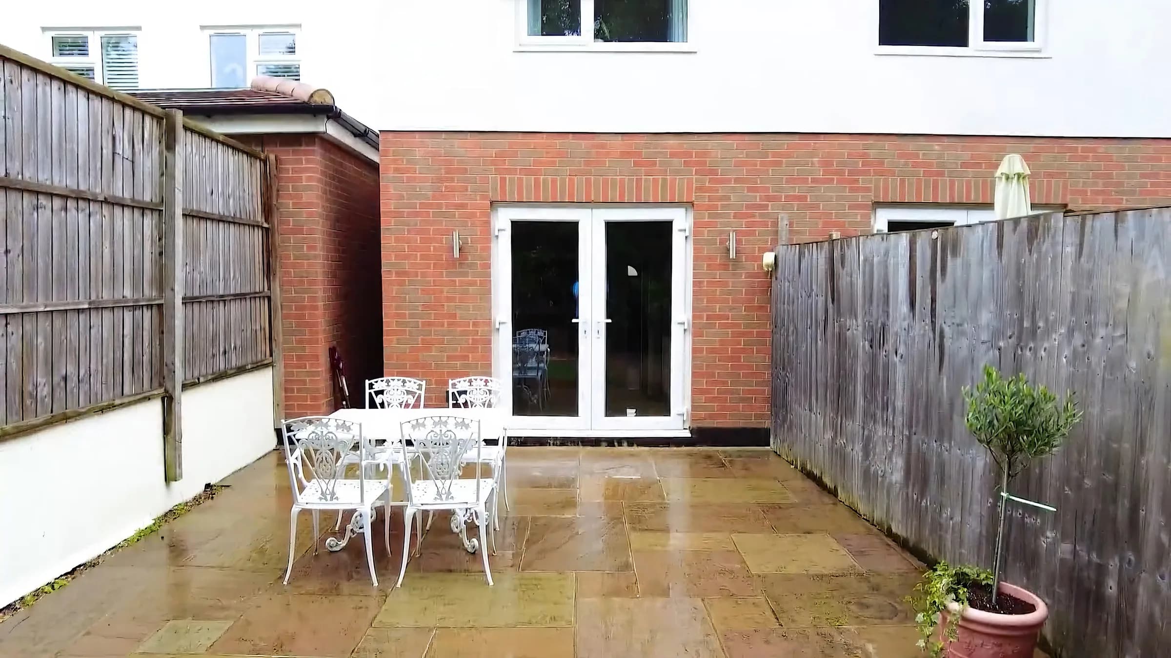 Burney Ave apartment for a Surbiton stay in Surbiton - photo 14