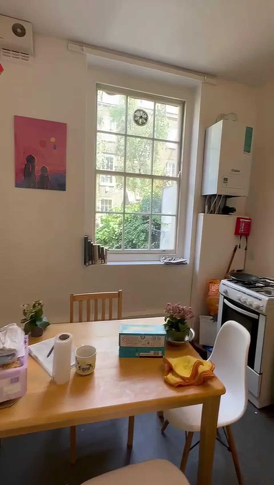 London apartment near Argyle St in London - photo 4