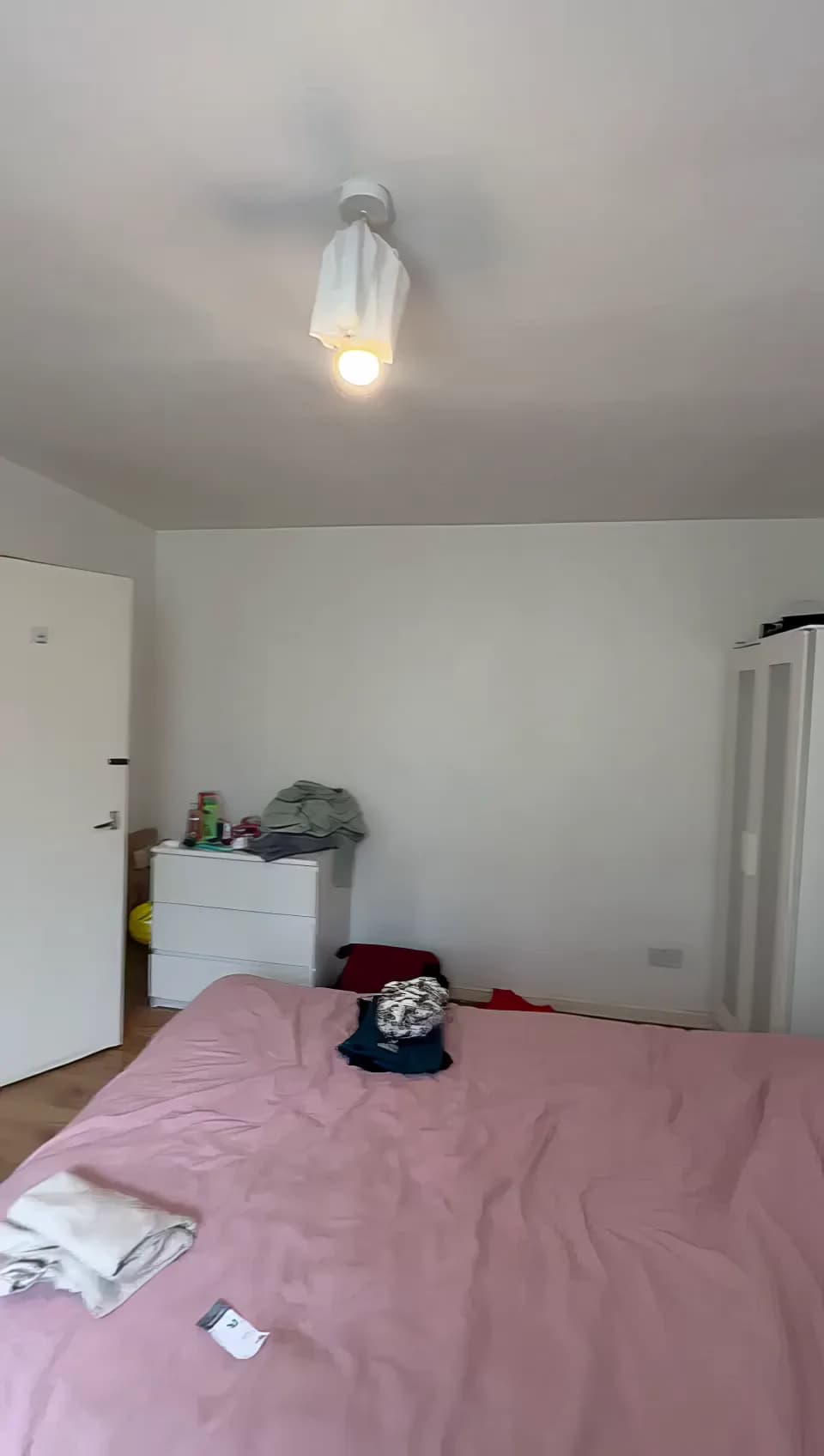 London apartment near Argyle St in London - photo 7