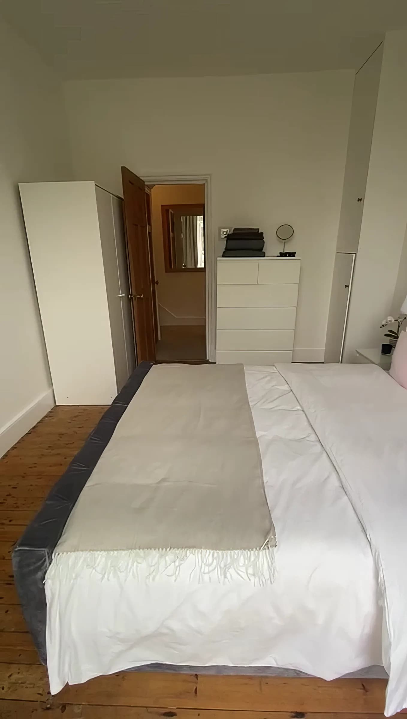 Queens Ave apartment for a London stay in London - photo 16