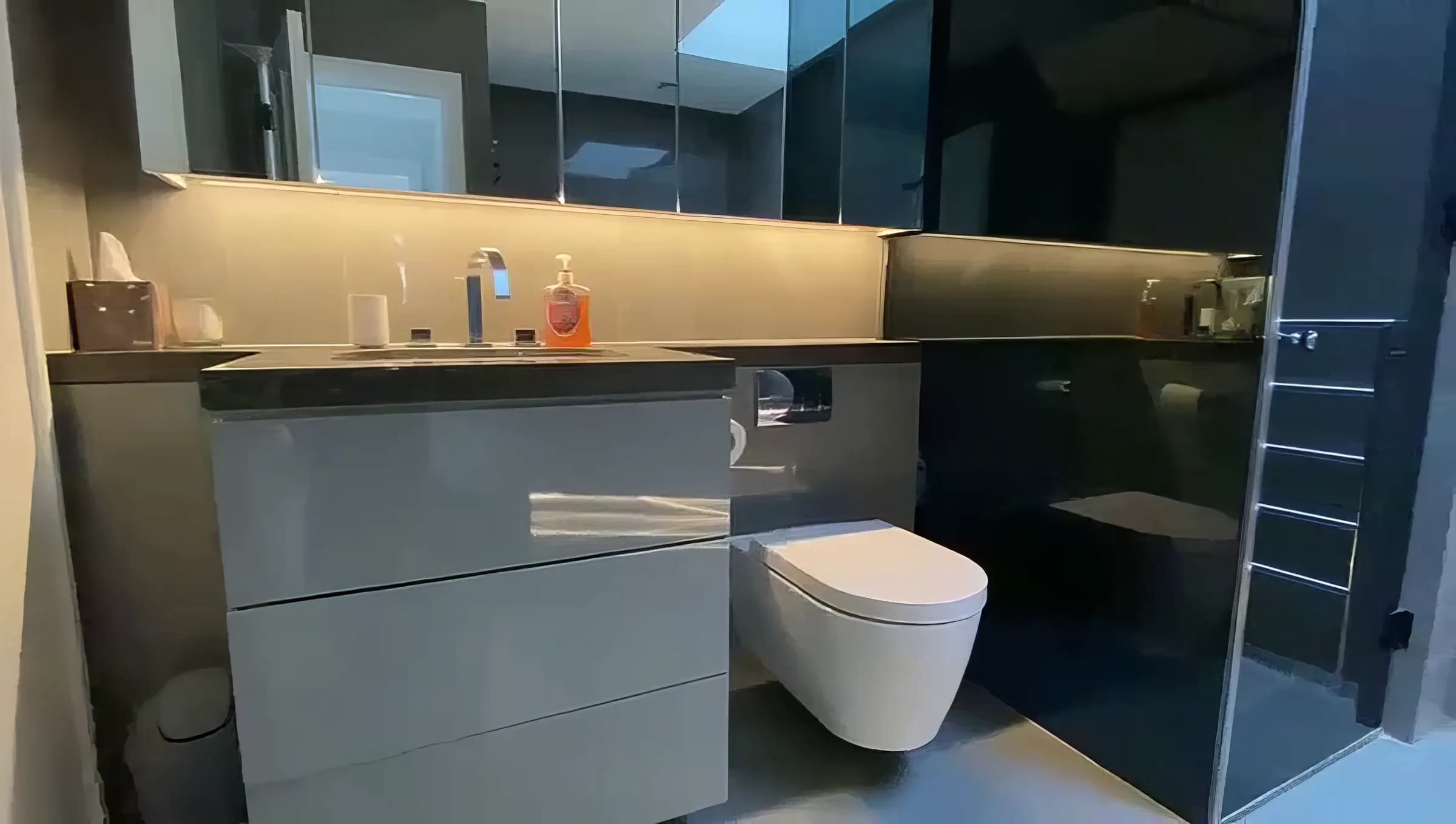 Well-presented city apartment near Eaton Pl in London - photo 15