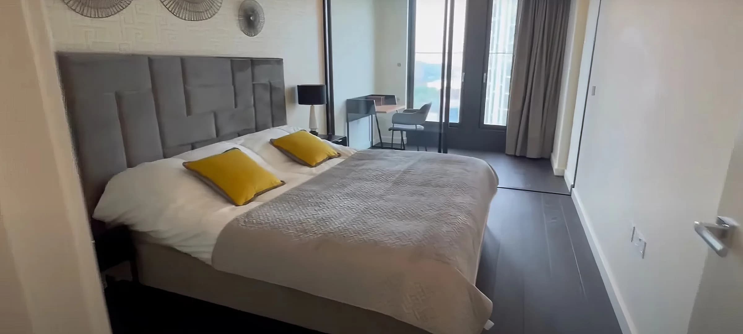 Bright apartment stay near Bondway in London - photo 11