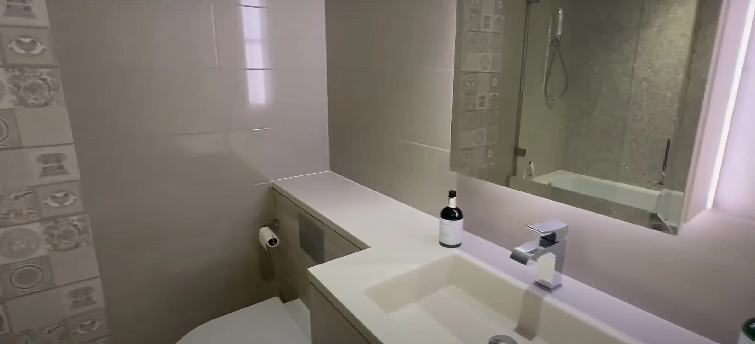 Bright apartment stay near Bondway in London - photo 9