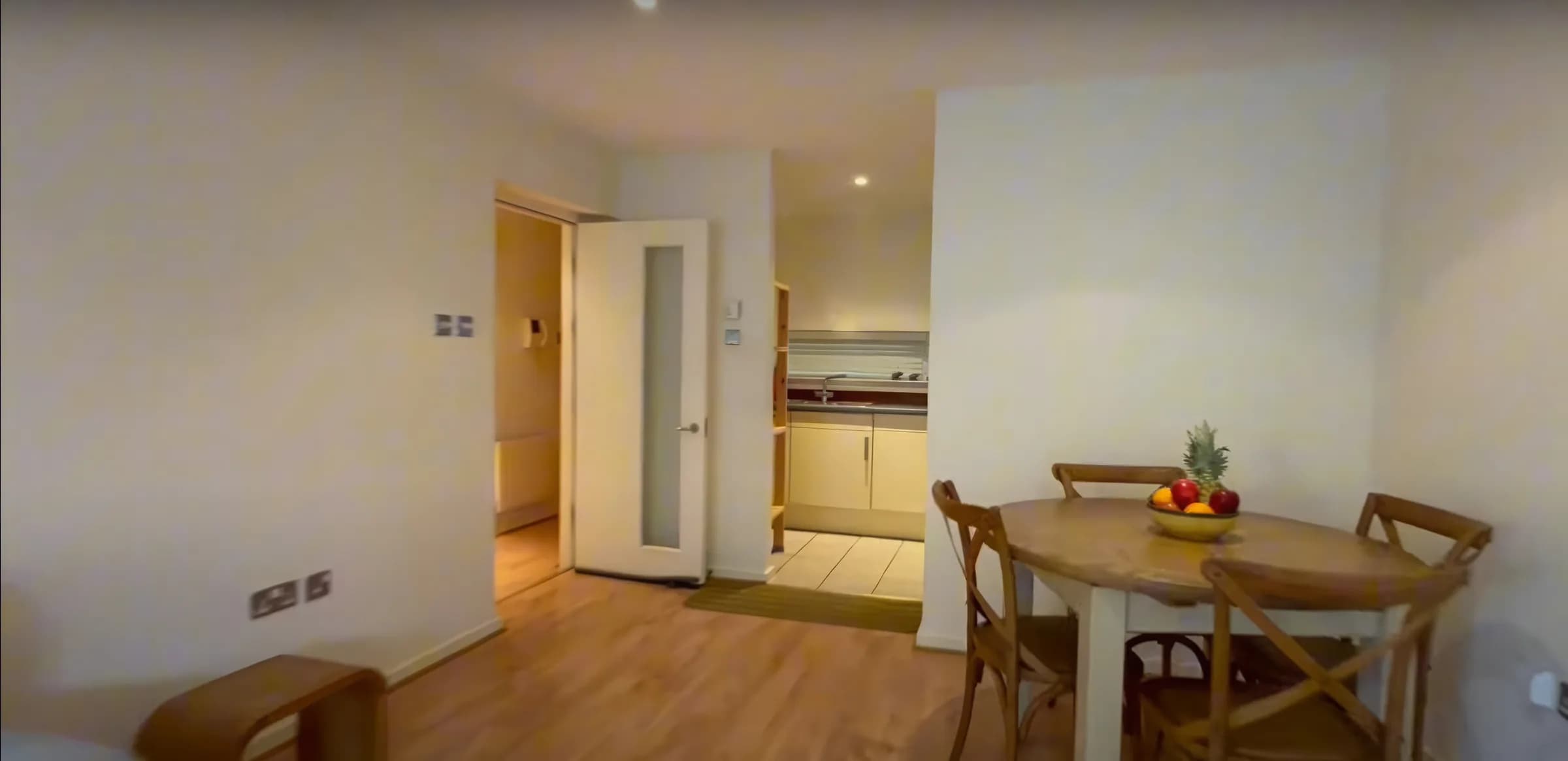 Merton Hall entire apartment in Dublin in Dublin - photo 3