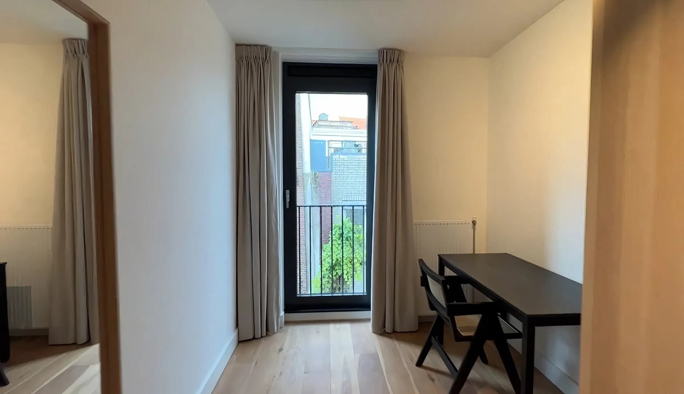 Modern Amsterdam apartment by Nieuwe Jonkerstraat in Amsterdam - photo 6