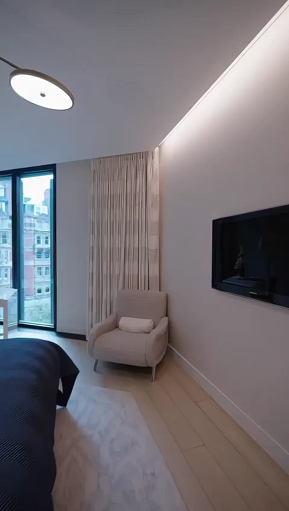 Comfortable London apartment by One Hyde Park in London - photo 10