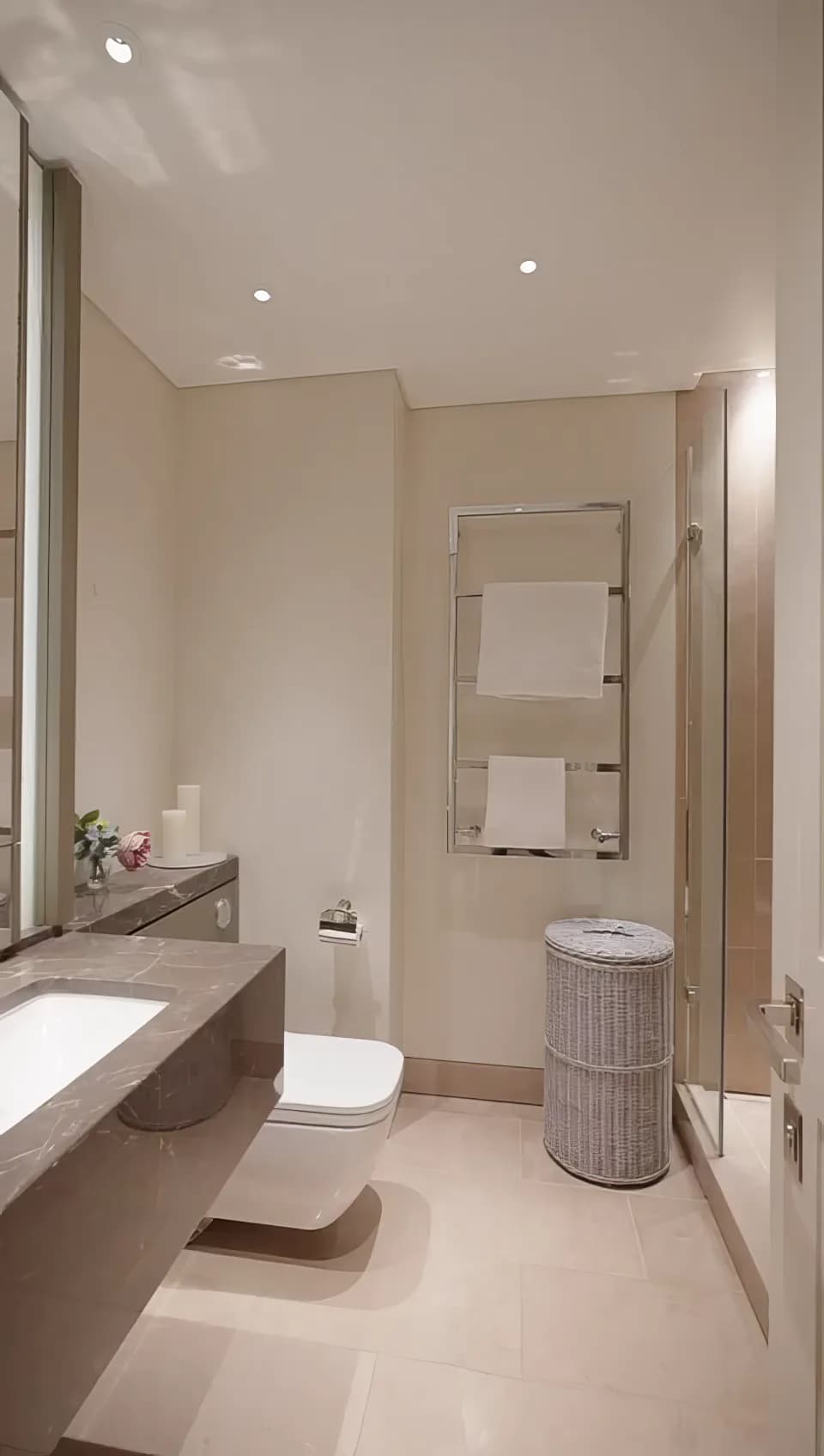 Comfortable London apartment by One Hyde Park in London - photo 12
