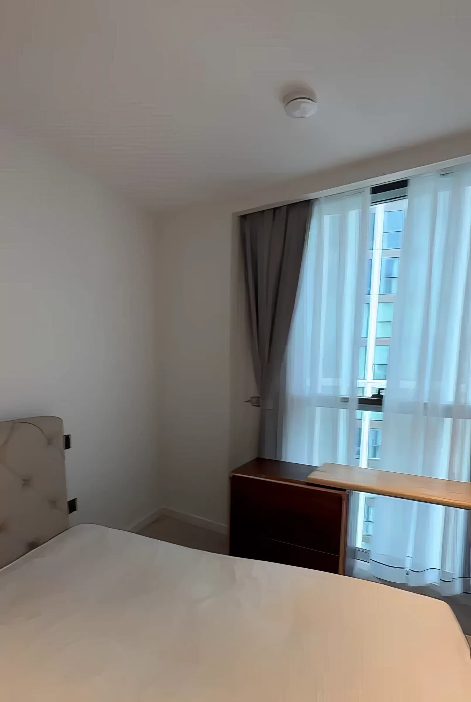 Elegant London apartment by One Thames City in London - photo 12