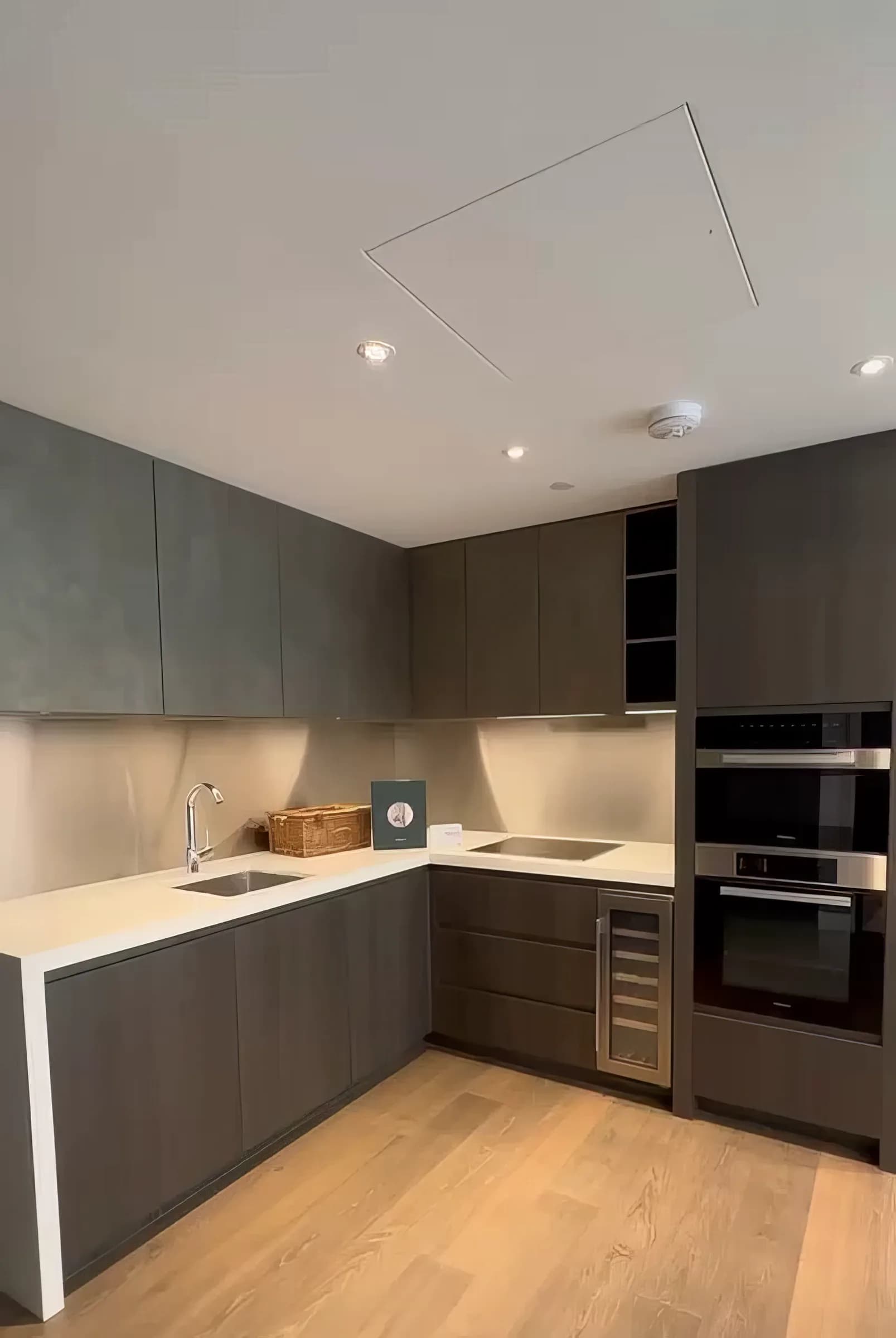 Elegant London apartment by One Thames City in London - photo 13