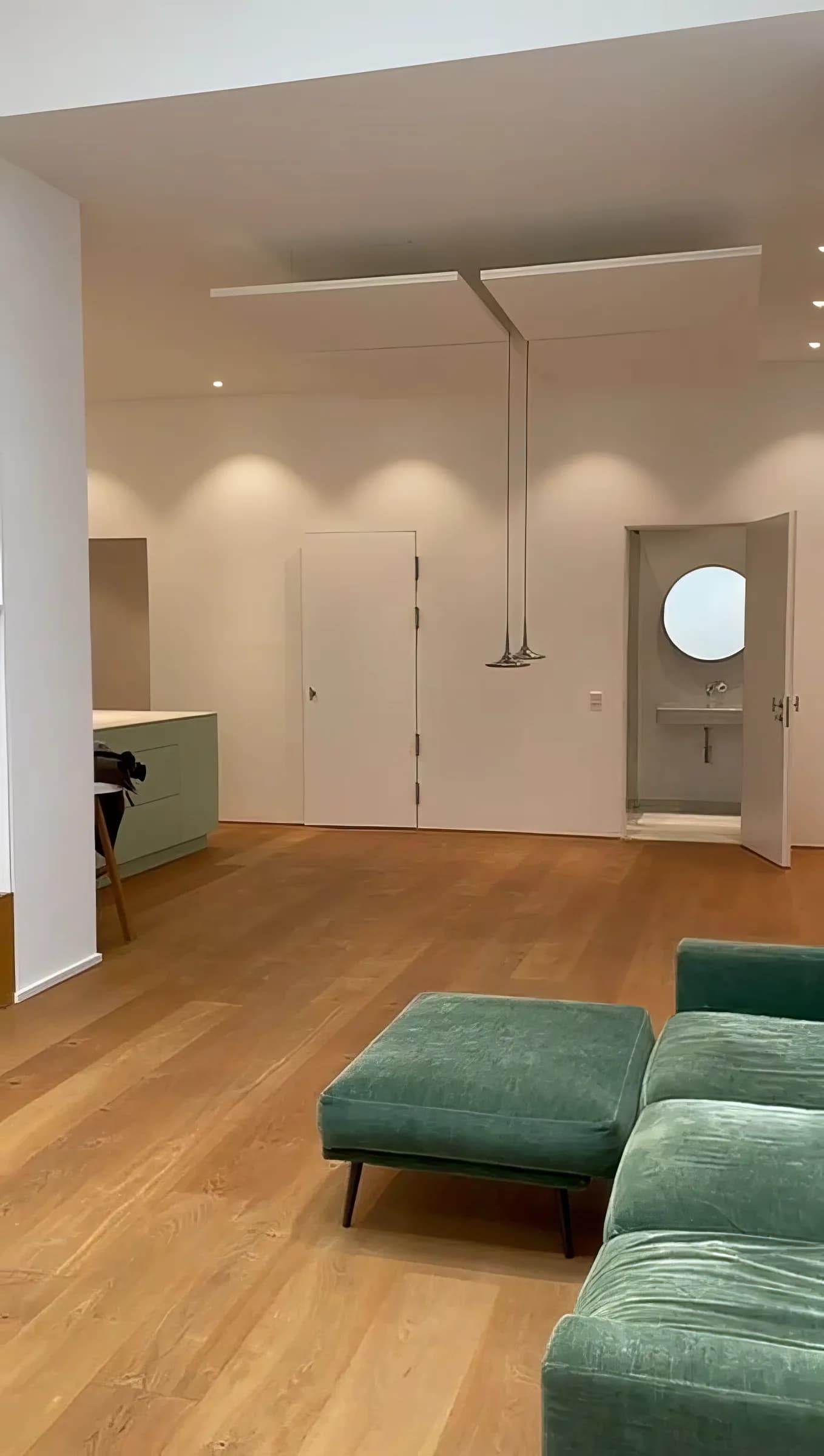 Well-presented city apartment near Orleansstraße in Munich - photo 2