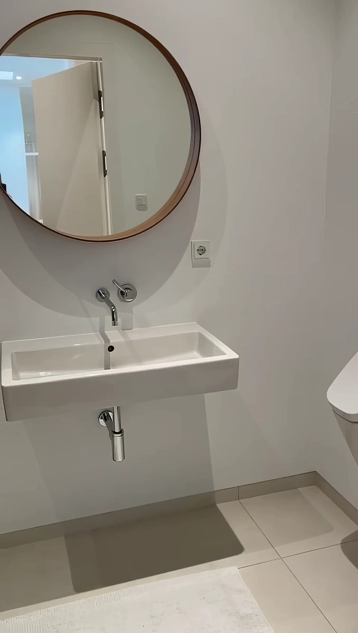 Well-presented city apartment near Orleansstraße in Munich - photo 8