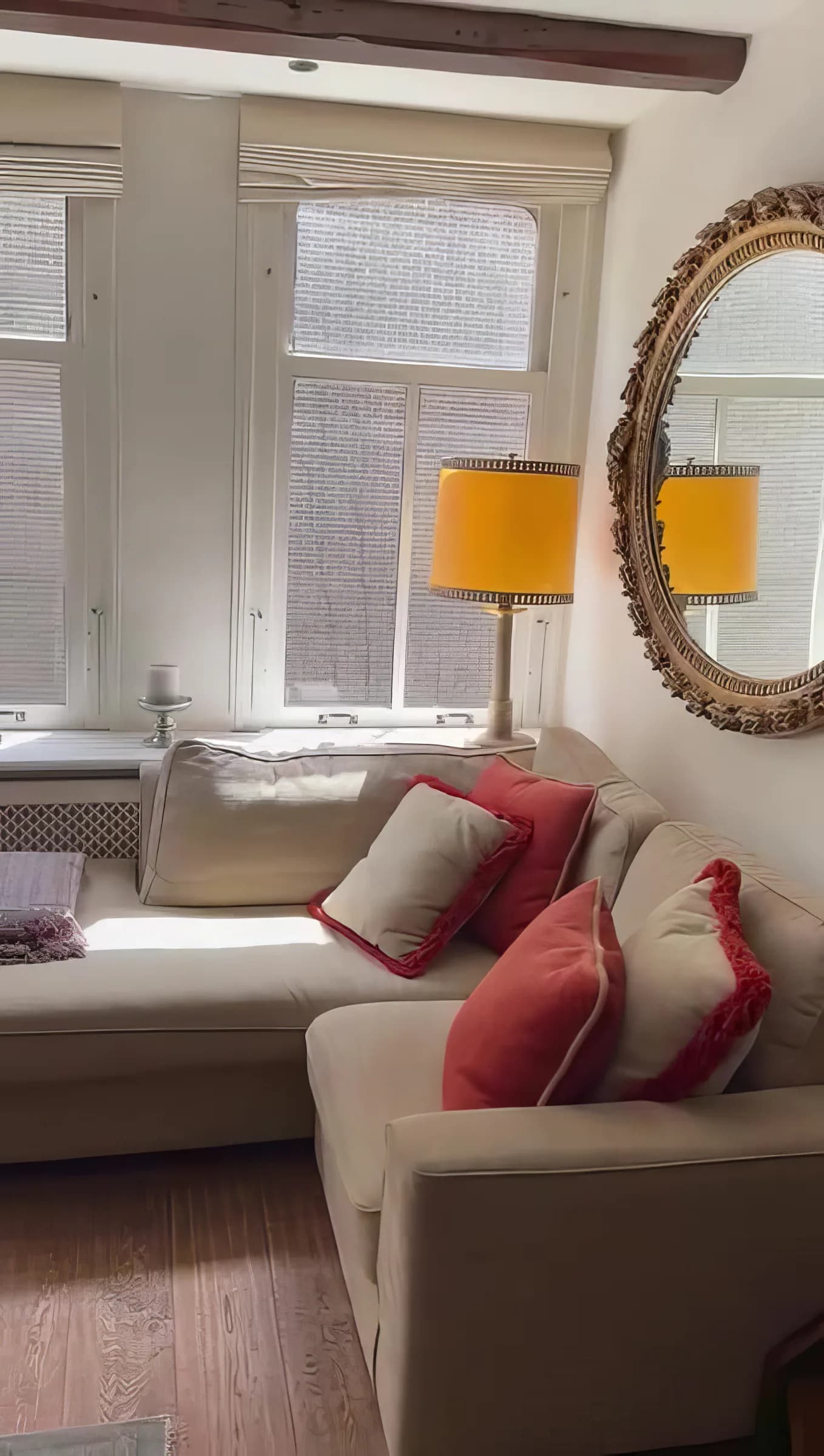 Refined entire apartment near Rozenstraat in Amsterdam - photo 1