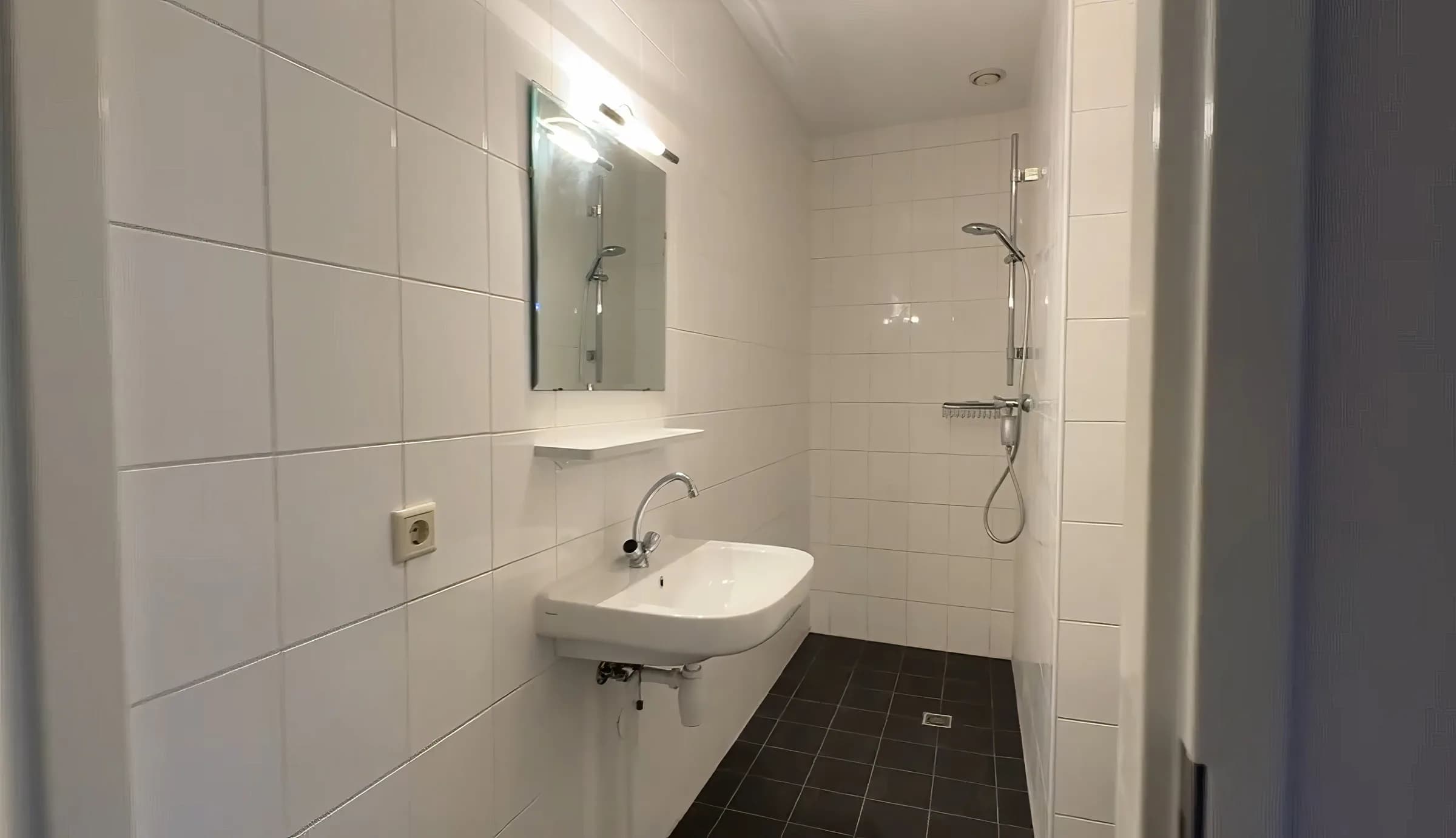 Amsterdam entire apartment near Ten Katestraat in Amsterdam - photo 13