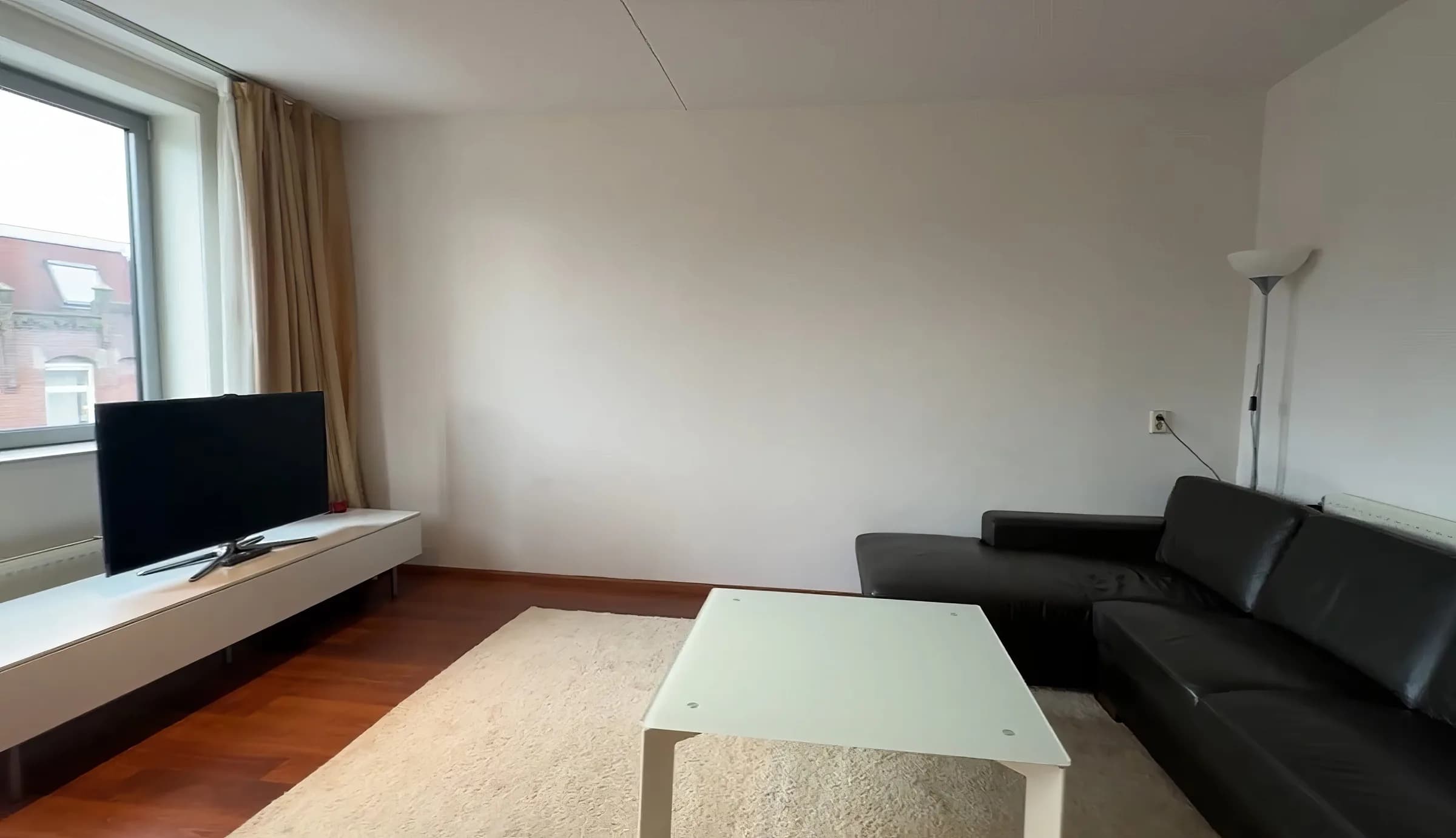 Amsterdam entire apartment near Ten Katestraat in Amsterdam - photo 3