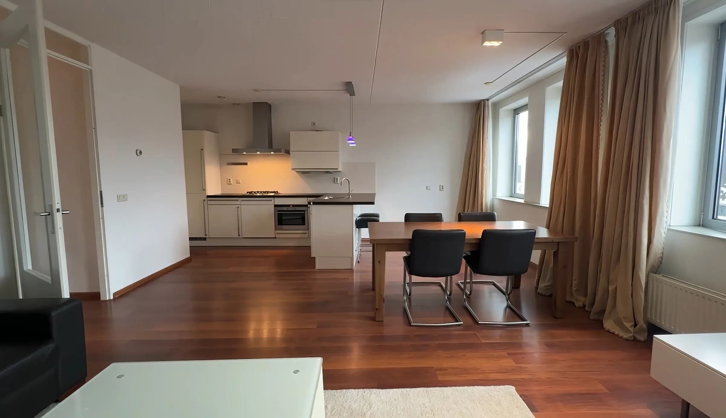 Amsterdam entire apartment near Ten Katestraat in Amsterdam - photo 4