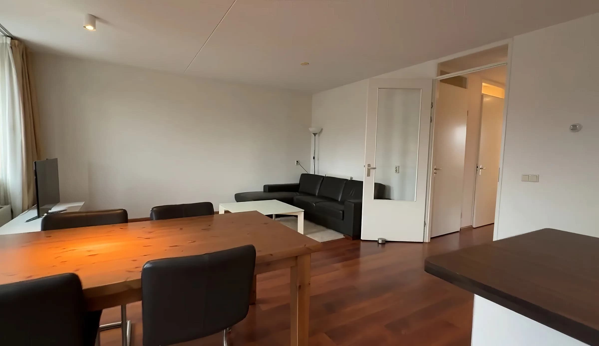 Amsterdam entire apartment near Ten Katestraat in Amsterdam - photo 7