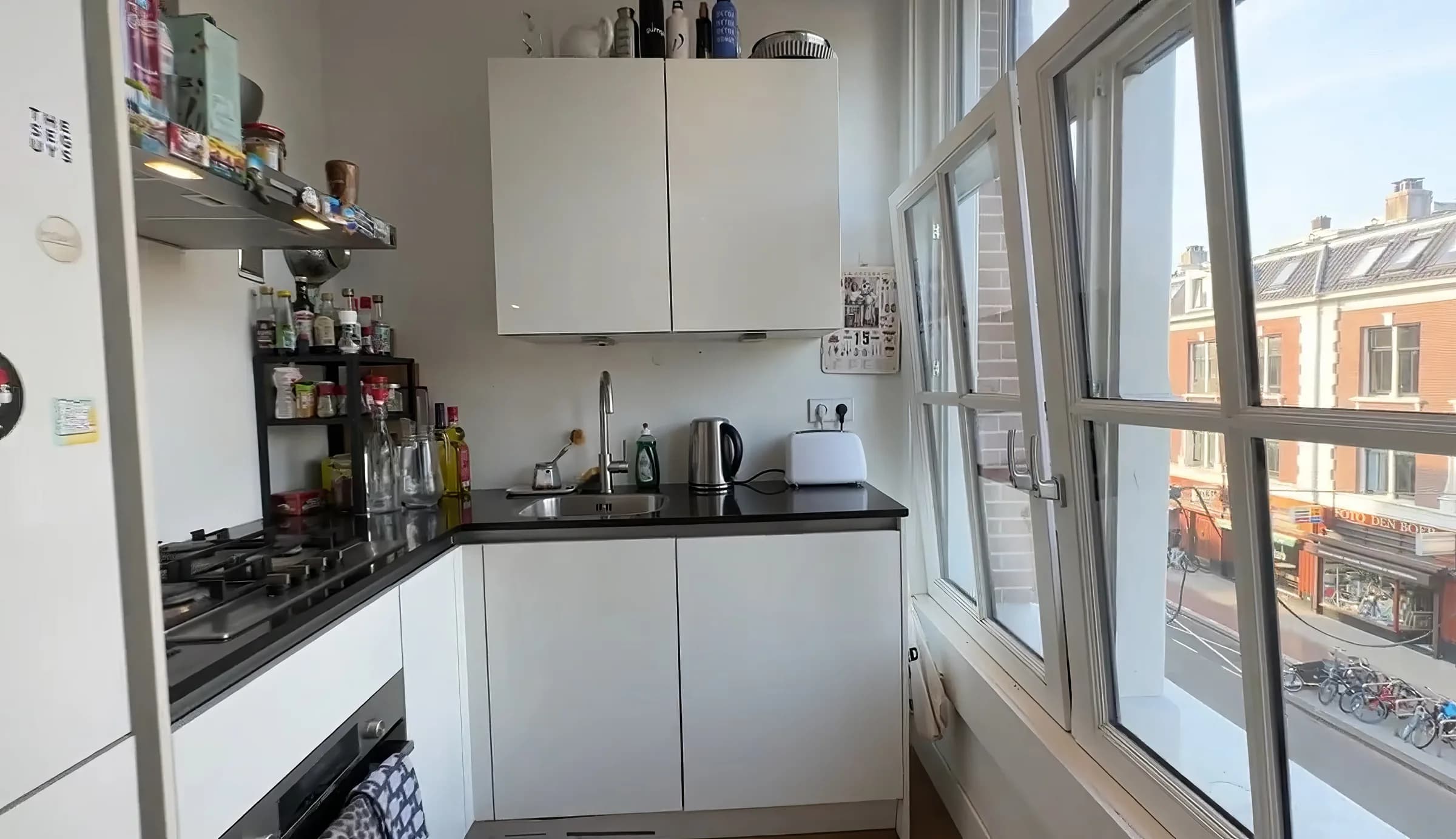 Amsterdam apartment stay near Tweede Hugo De Grootstraat in Amsterdam - photo 3