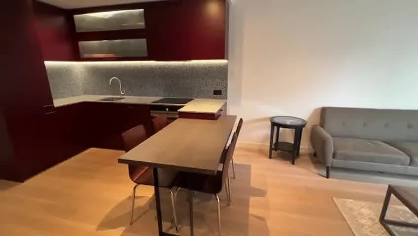 Elegant city apartment near Viaduct Gdns in London - photo 2