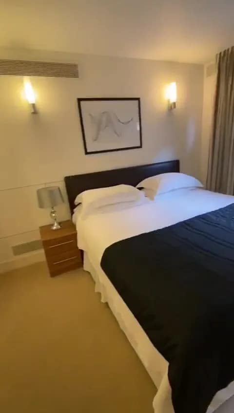 Inviting London apartment by Weymouth St in London - photo 9