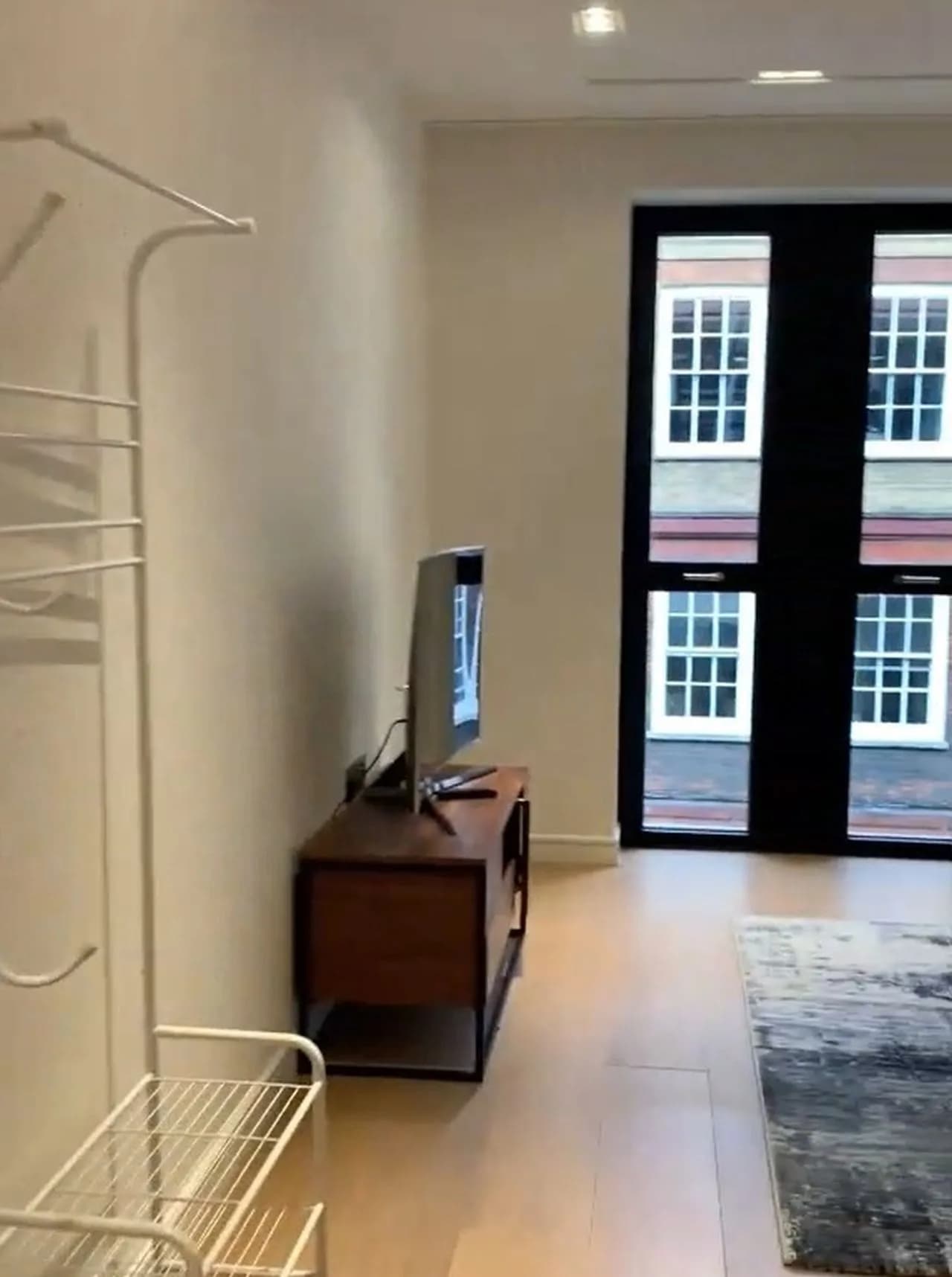 Portugal Street apartment in London in London - photo 1