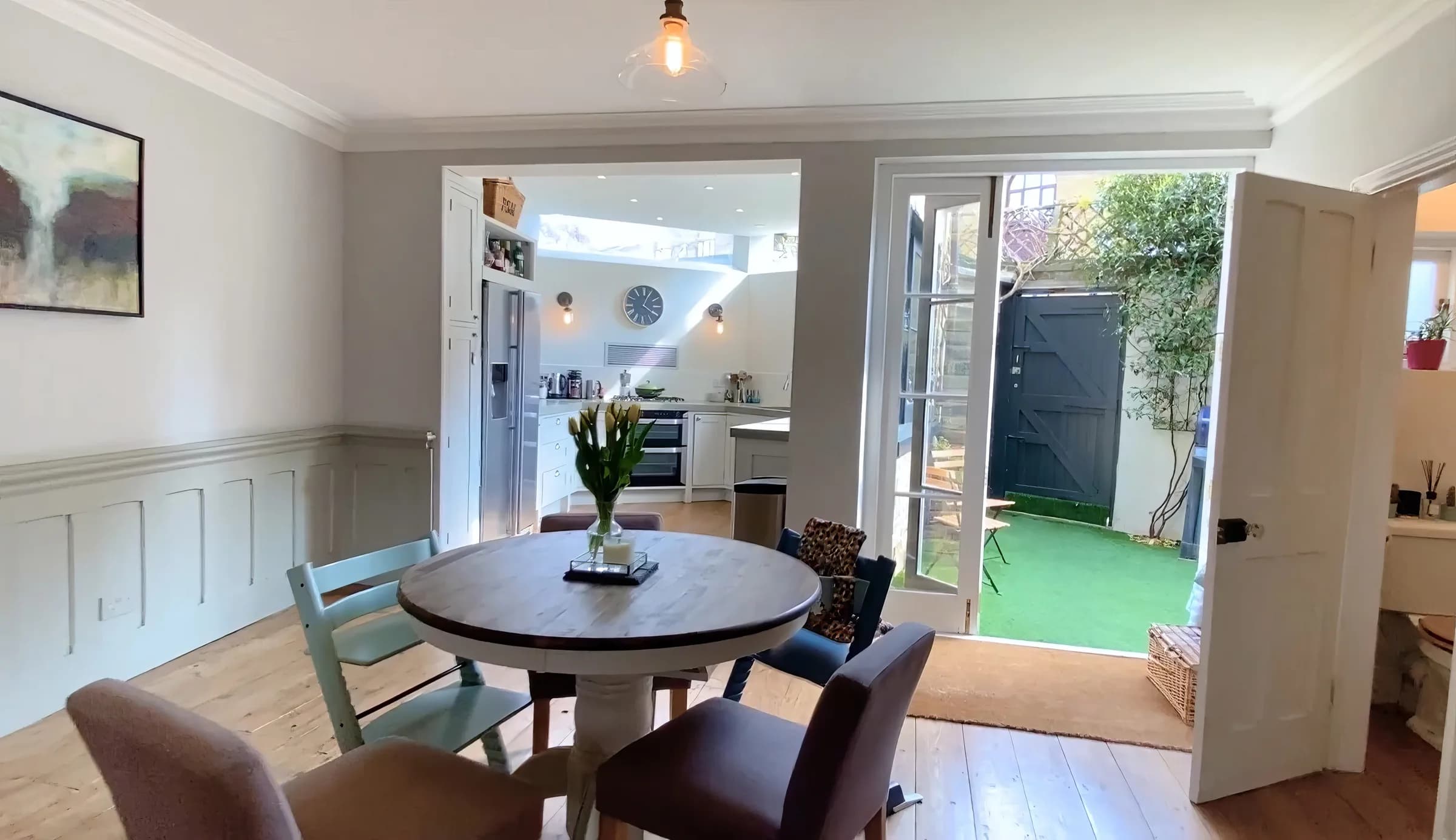 18enhanced 14 Cassland Rd apartment for a London stay in London - photo 4