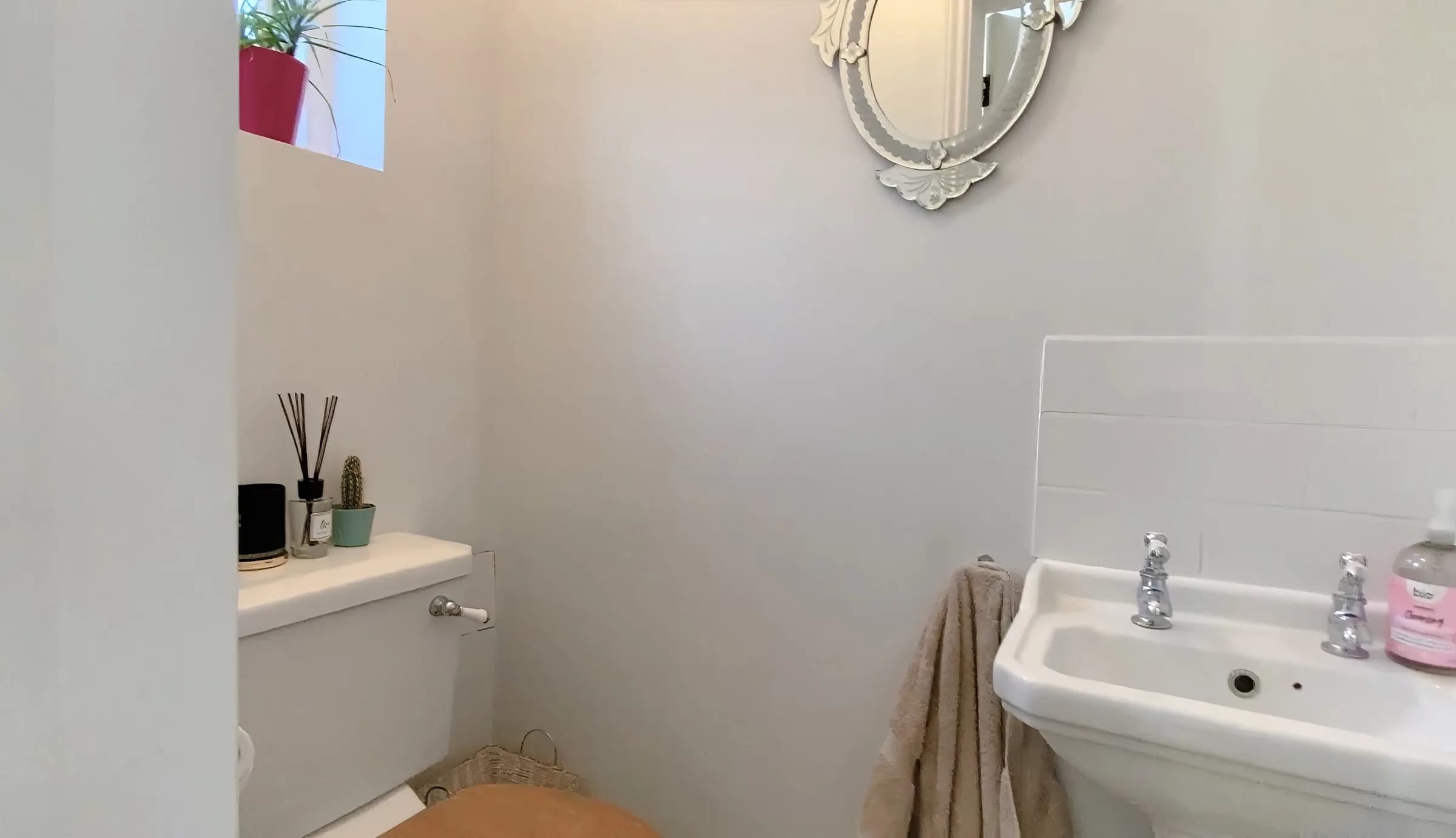18enhanced 14 Cassland Rd apartment for a London stay in London - photo 5