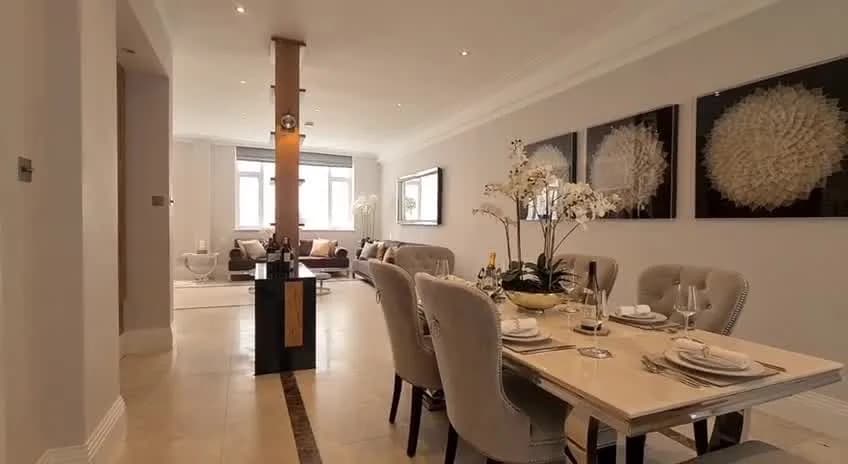 Refined apartment stay near Market Mews in London - photo 4