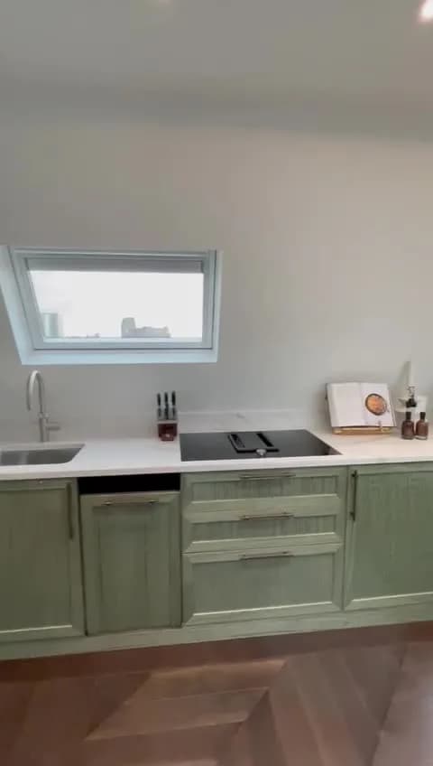 Kensington city apartment near Prince Of Wales Terrqace in London - photo 13