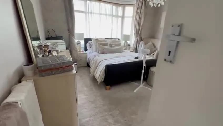 Lampard Grove entire apartment in London in London - photo 7