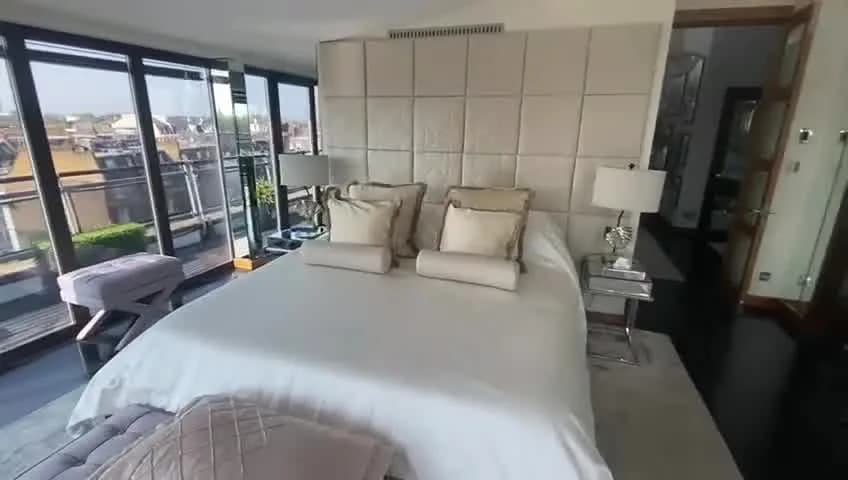 Calm entire apartment near 29-37 Harrington Rd in London - photo 9