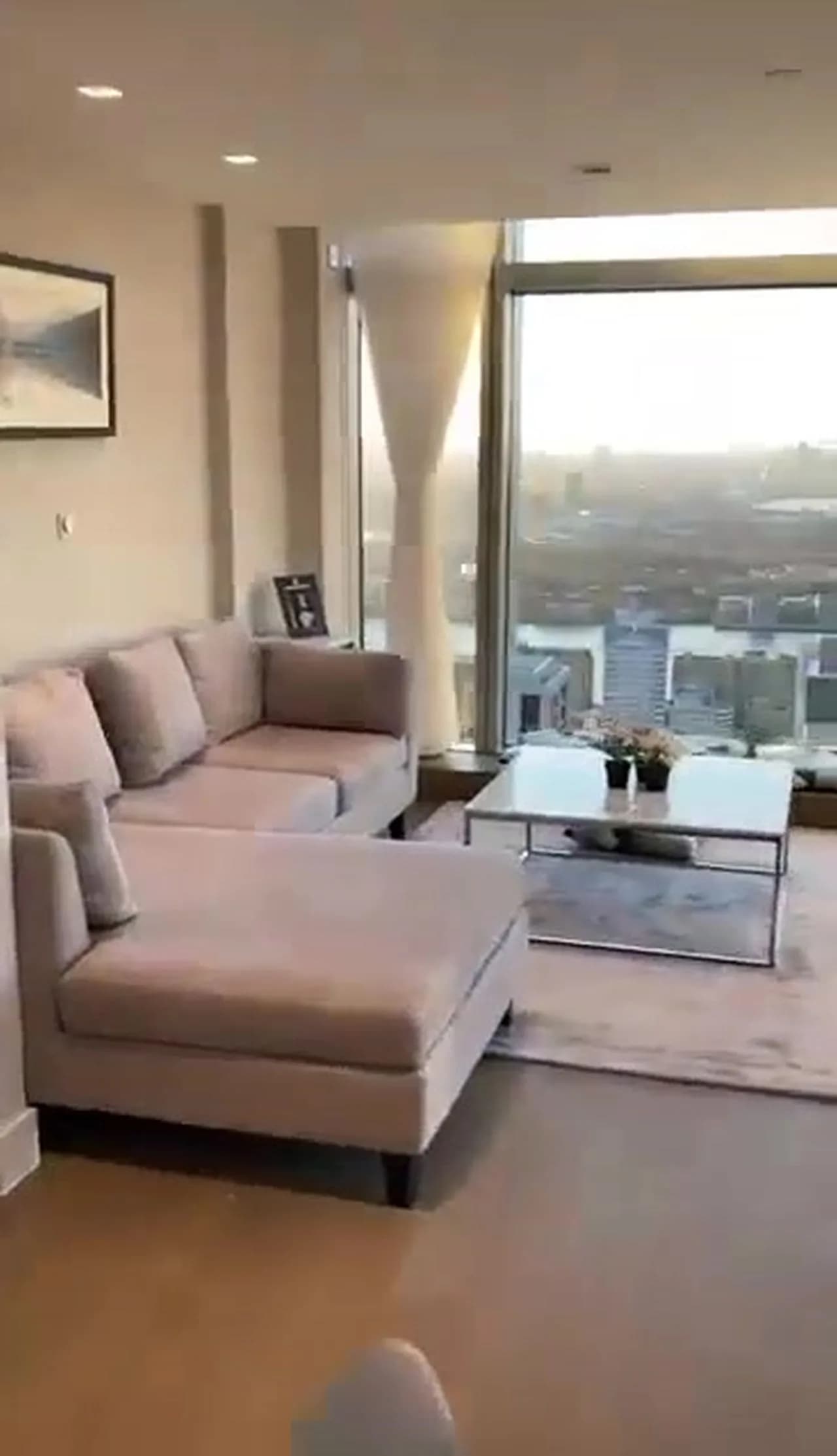 Pan Peninsula Square private apartment in London in London - photo 2