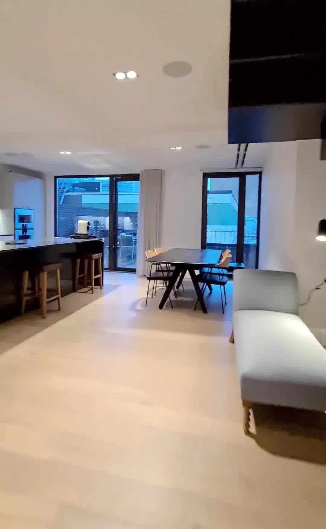 London city apartment near Great Malborough Street in London - photo 3