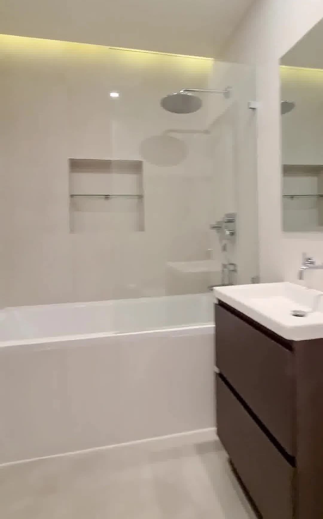 London city apartment near Great Malborough Street in London - photo 8