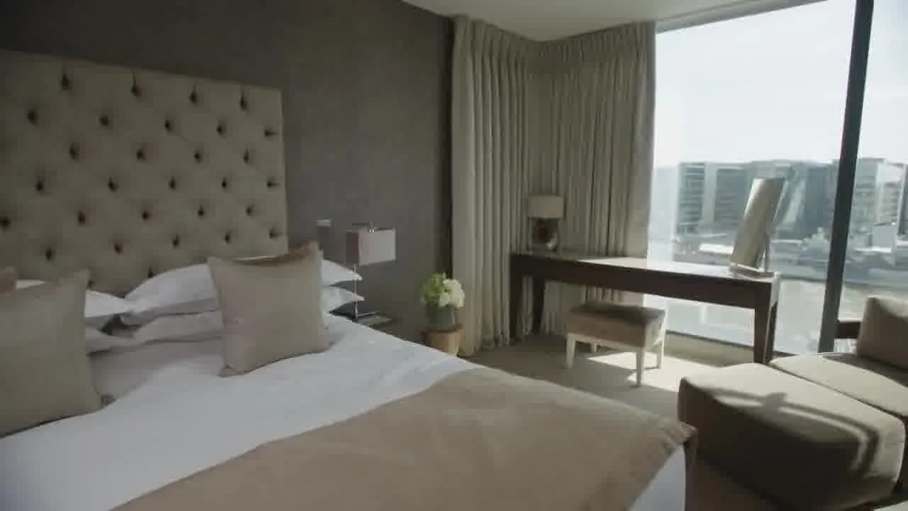 Bright entire apartment near Lower Thames St in London - photo 2
