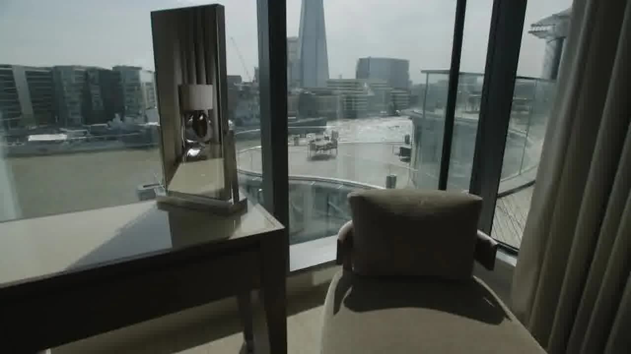 Bright entire apartment near Lower Thames St in London - photo 3