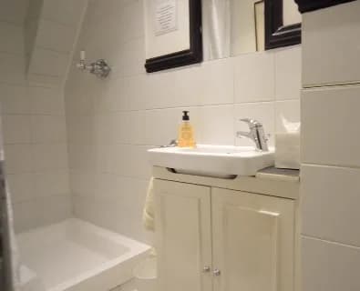 Elnathan Mews city apartment in London in London - photo 3