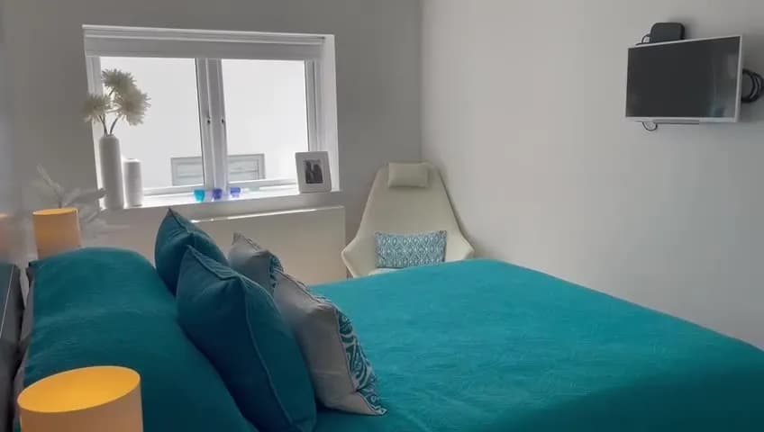 Elegant apartment stay near Midford Pl in London - photo 10