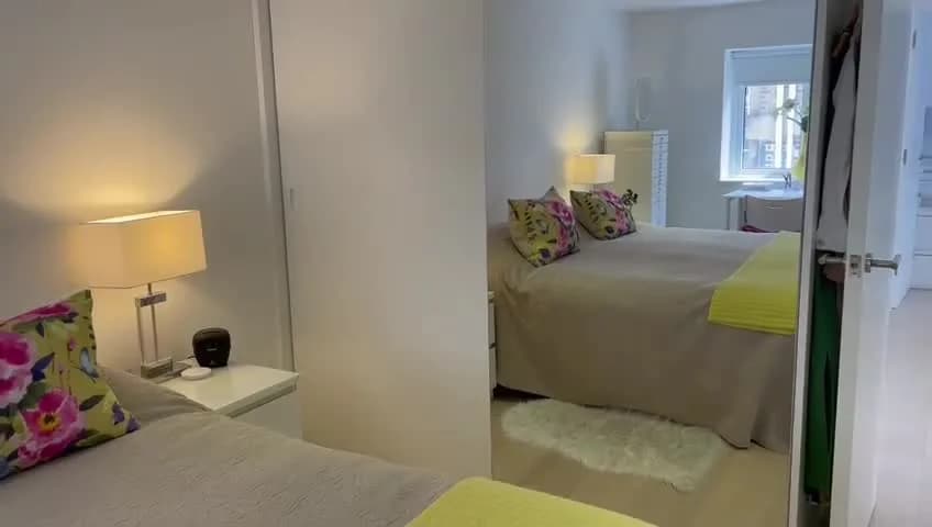 Elegant apartment stay near Midford Pl in London - photo 6