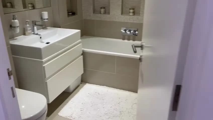 Elegant apartment stay near Midford Pl in London - photo 7