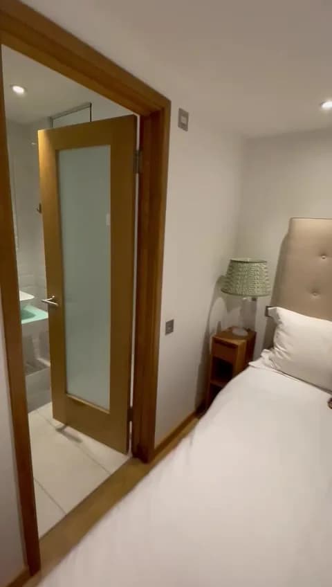 Inviting London apartment by Gunter Grove in London - photo 3