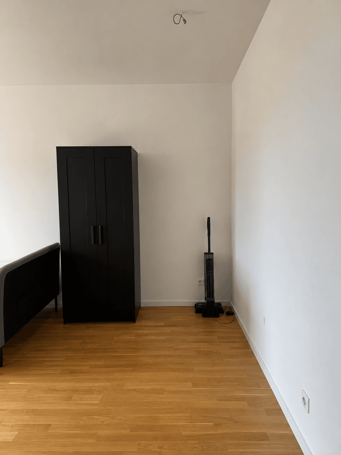 Cozy 1-Bedroom Apartment with Balcony in Berlin in Berlin - photo 8