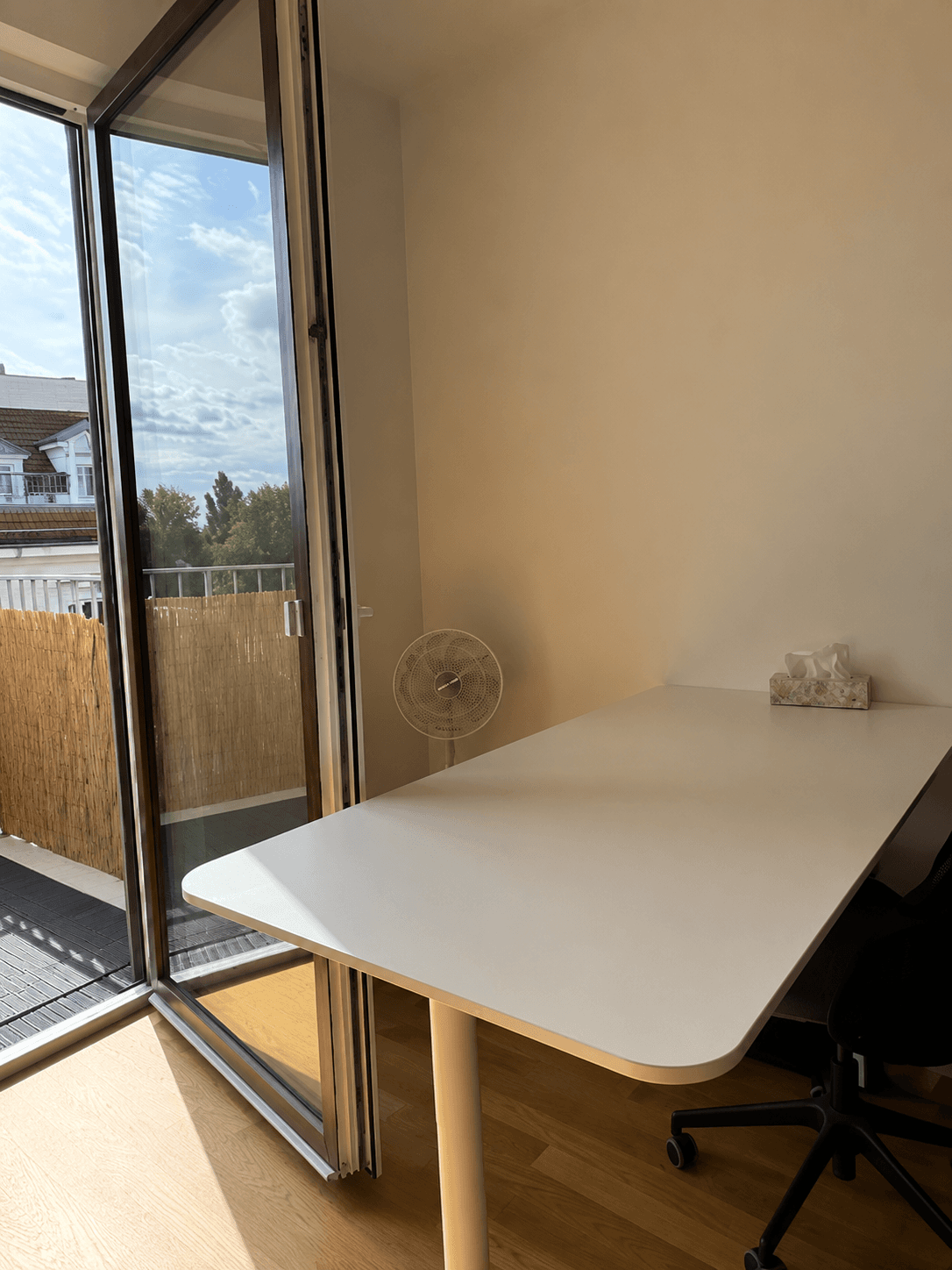 Cozy 1-Bedroom Apartment with Balcony in Berlin in Berlin - photo 10